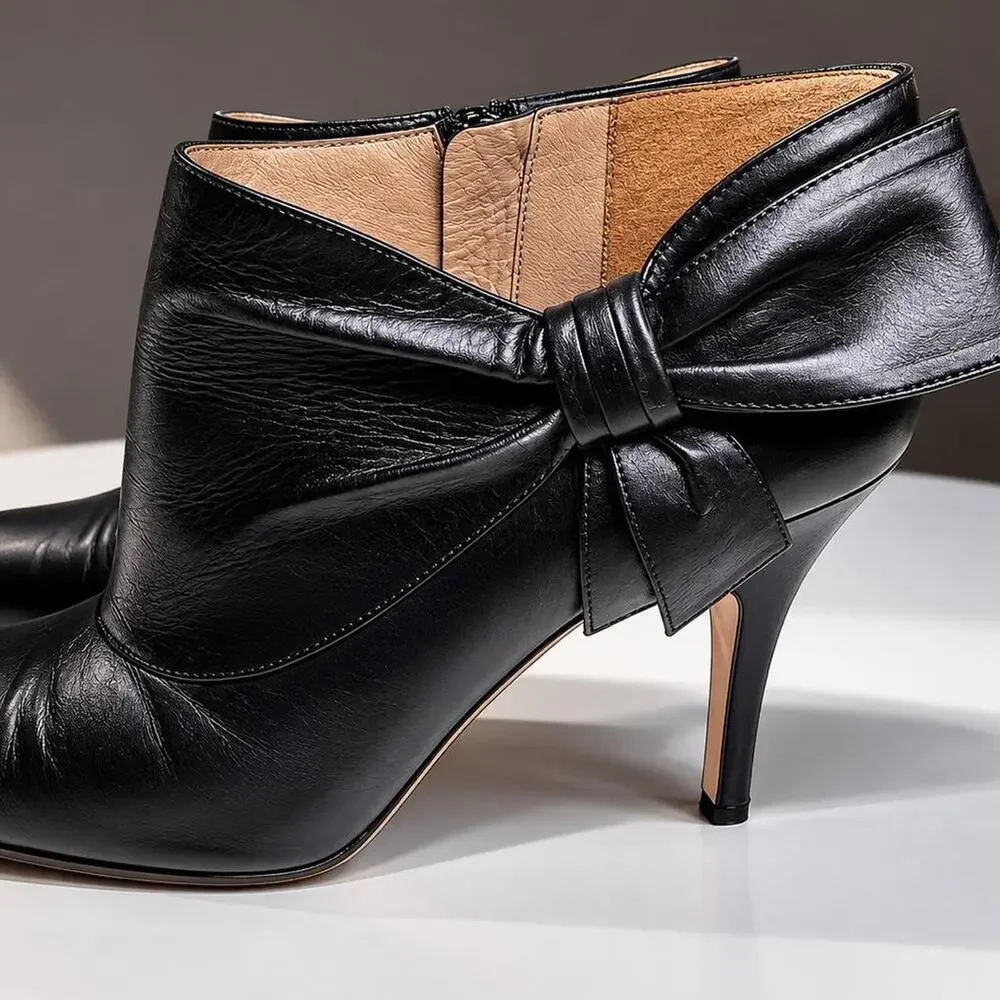 Valentino Garavani Black Leather Bow Ankle Boots Italy Sz 38 Luxury Stiletto - Picture 2 of 8